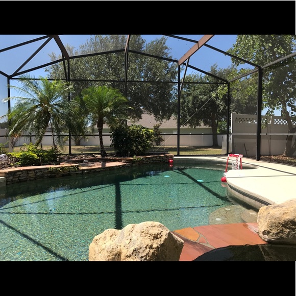 Meet your Posher, Ambren - Picture 2 of 16